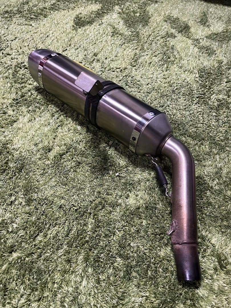 ARROWマフラー　トライアンフ　ストリートトリプル用(07〜12)