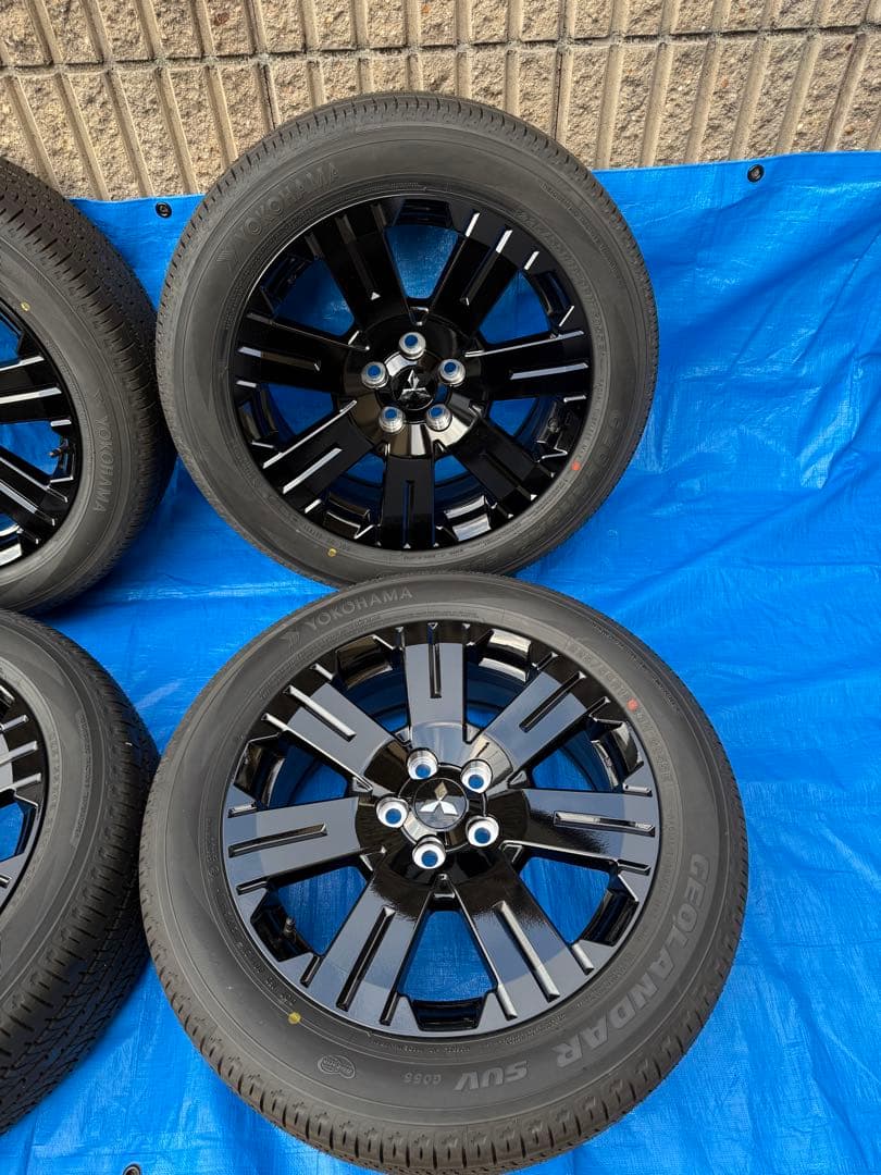 デリカD5 シャモニー　純正ホイール＆タイヤ4本セット【新車外し品】