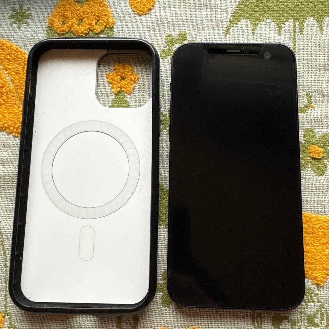 iphone12 黒 64GB バッテリー85%