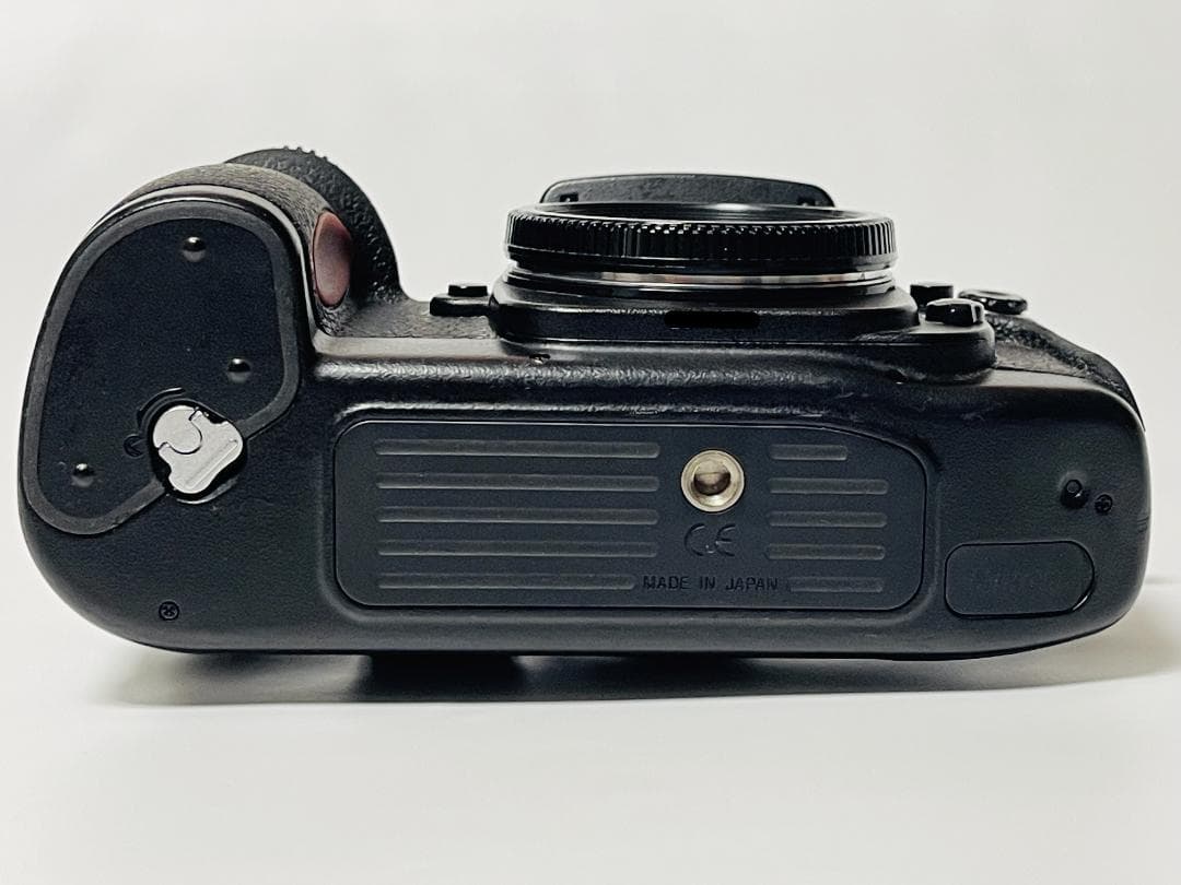 ⭐️美品⭐️NIKON ニコン F100 ボディ ブラック 黒 名作 フィルム