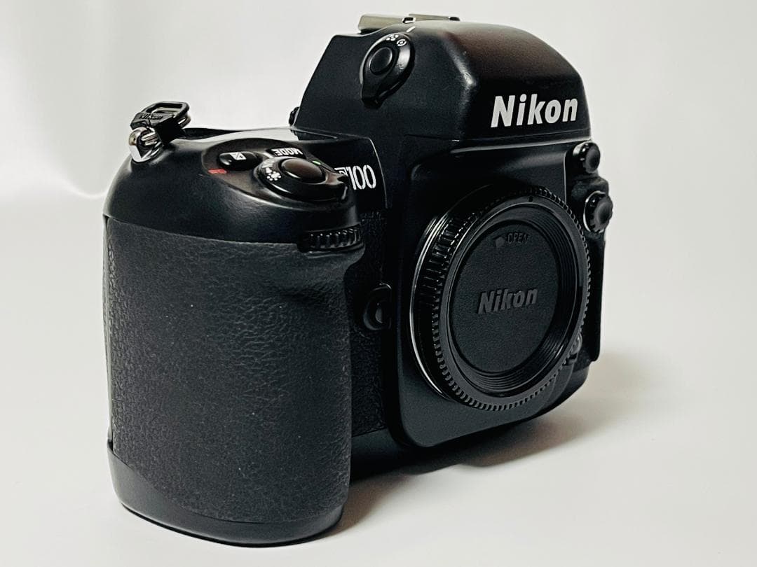 ⭐️美品⭐️NIKON ニコン F100 ボディ ブラック 黒 名作 フィルム