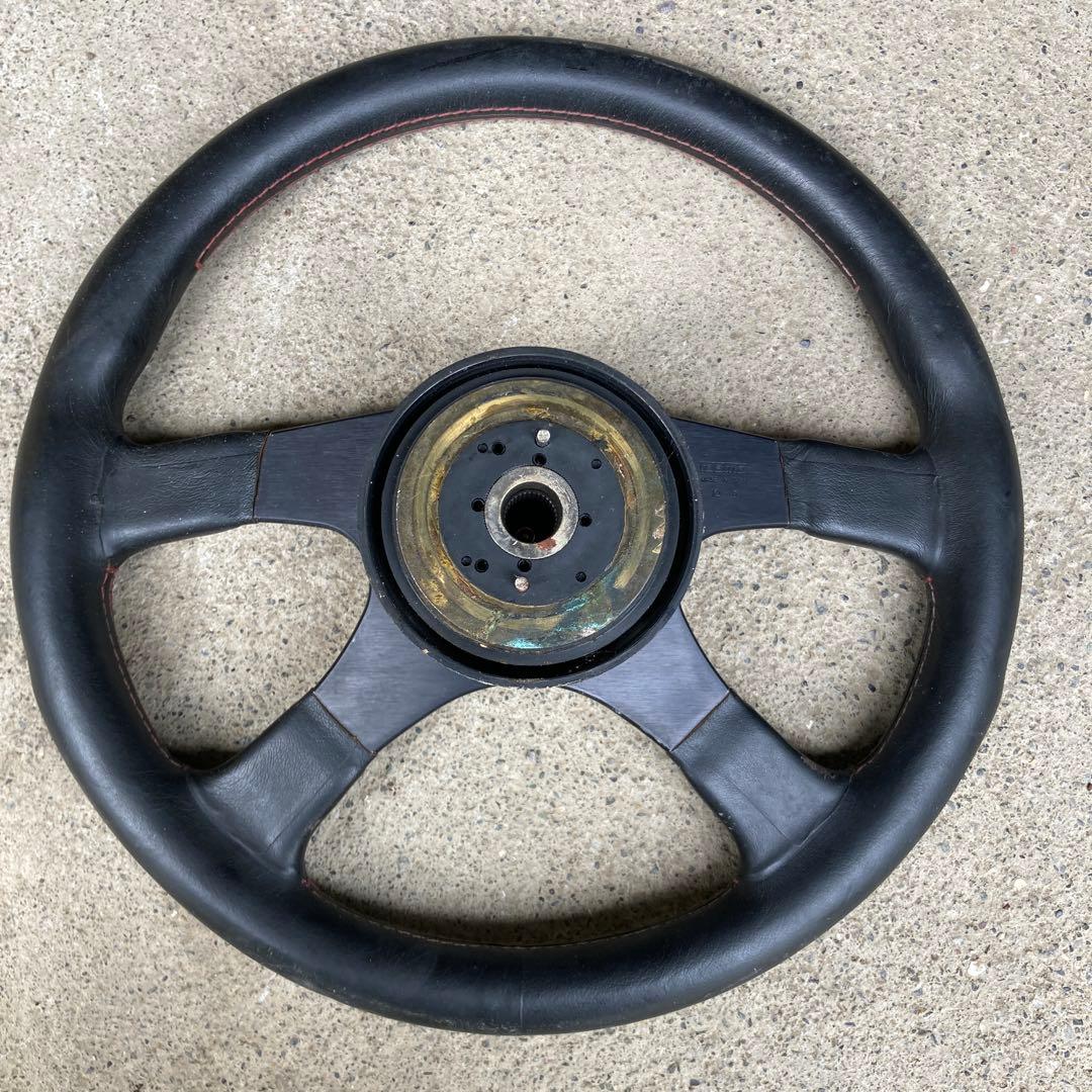 ★希少★momo ステアリング コルセ　4本スポーク　36cm