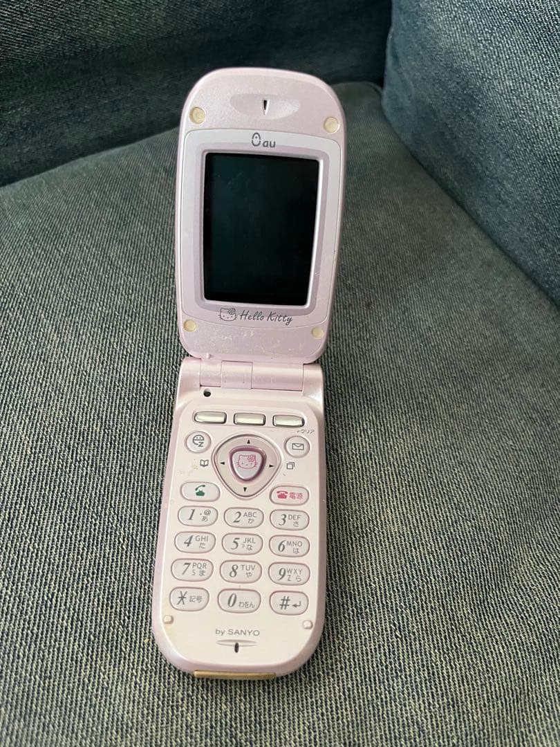 【ジャンク品】ハローキティ　ガラケー　C401SA　サンリオ