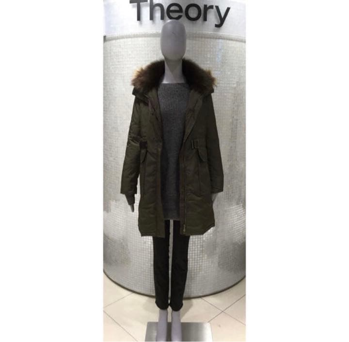 Theory ダウンコート カーキ