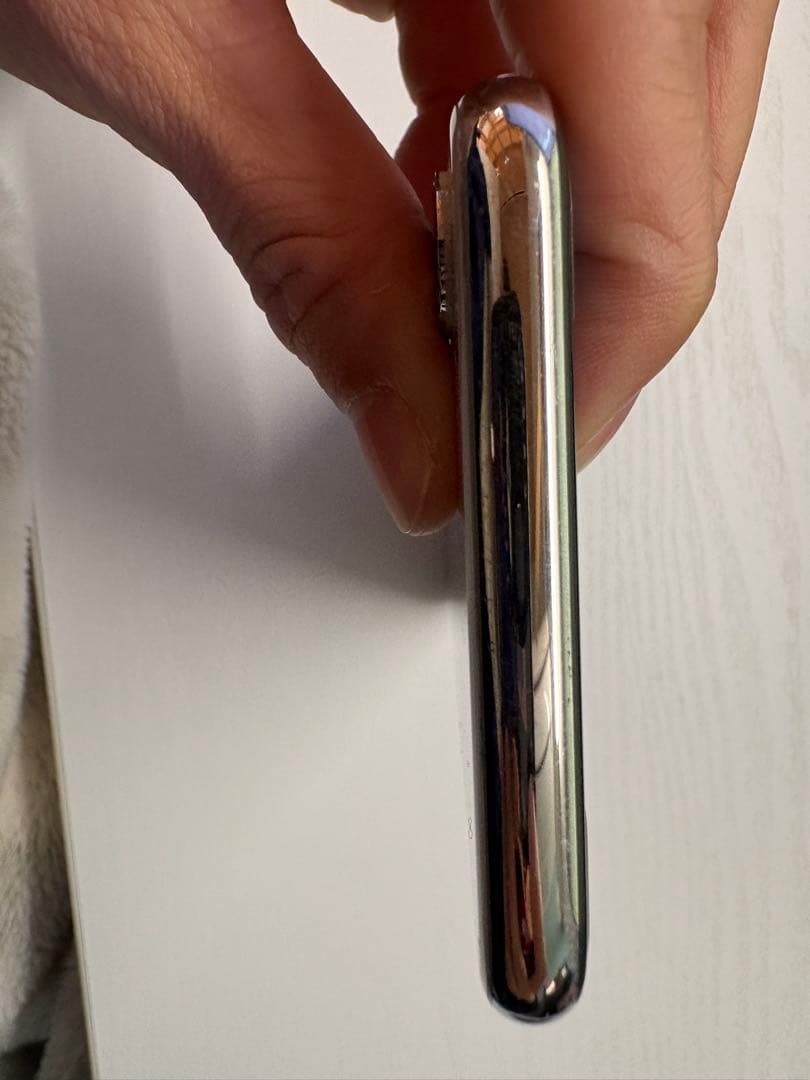 iPhoneX Silver 64GB DoCoMo SIMロック解除済み