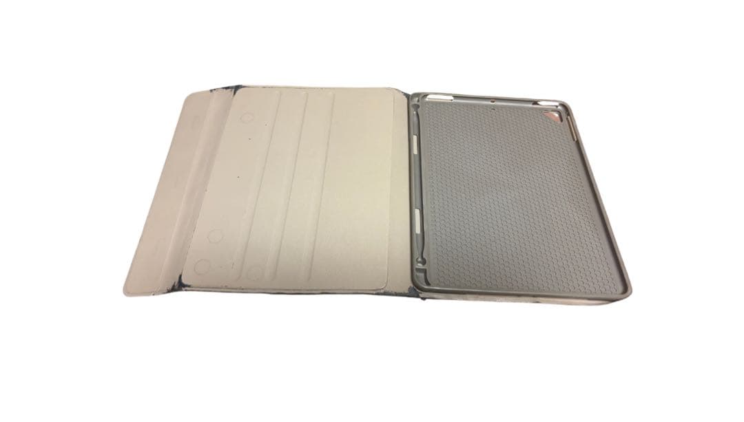 Apple iPad Air 32GB 12.5.7＋カバー付き