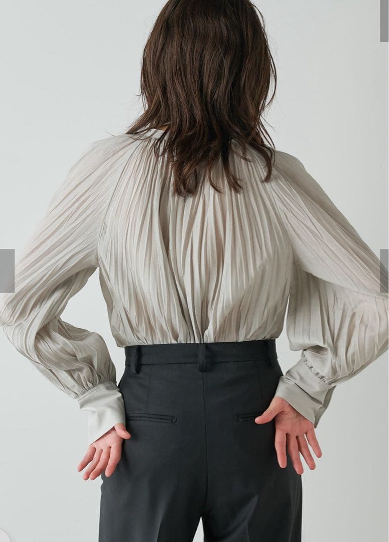 Whim Gazettコットンシルクテシボリブラウス