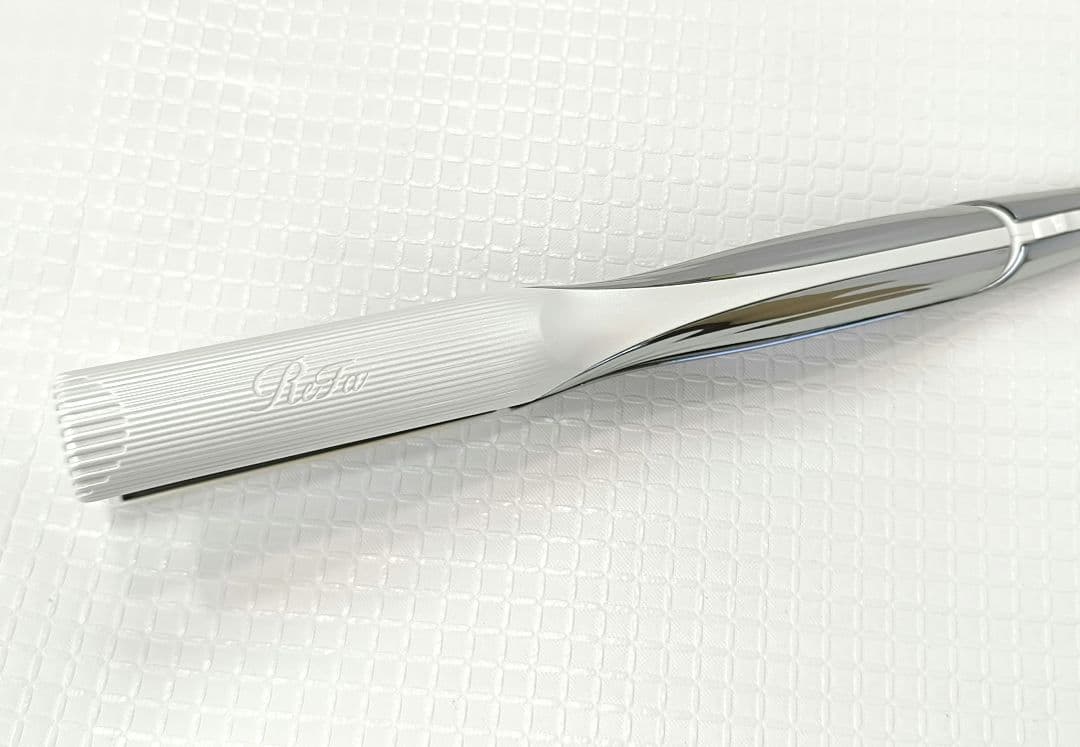 正規品　ReFaリファ ビューテック ストレートアイロン