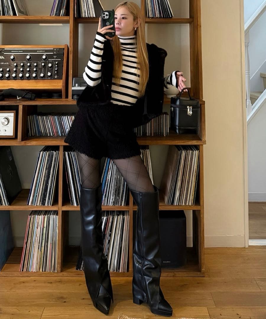 即配送新品PARTYカバーニーハイブーツ今期ロイヤルパーティー