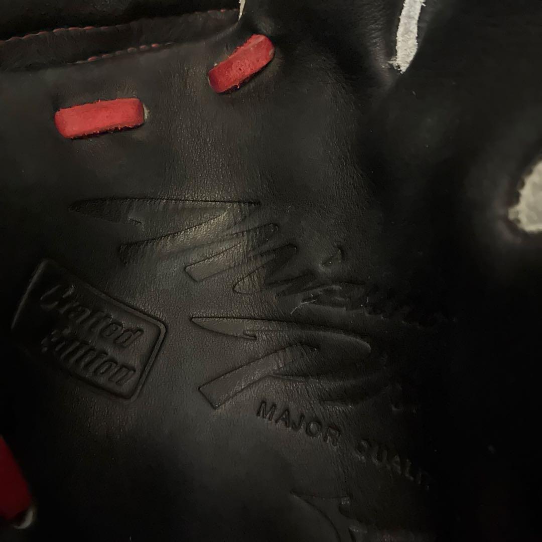 軟式用ミズノプロ　ライリー型 サイズ11黒/赤