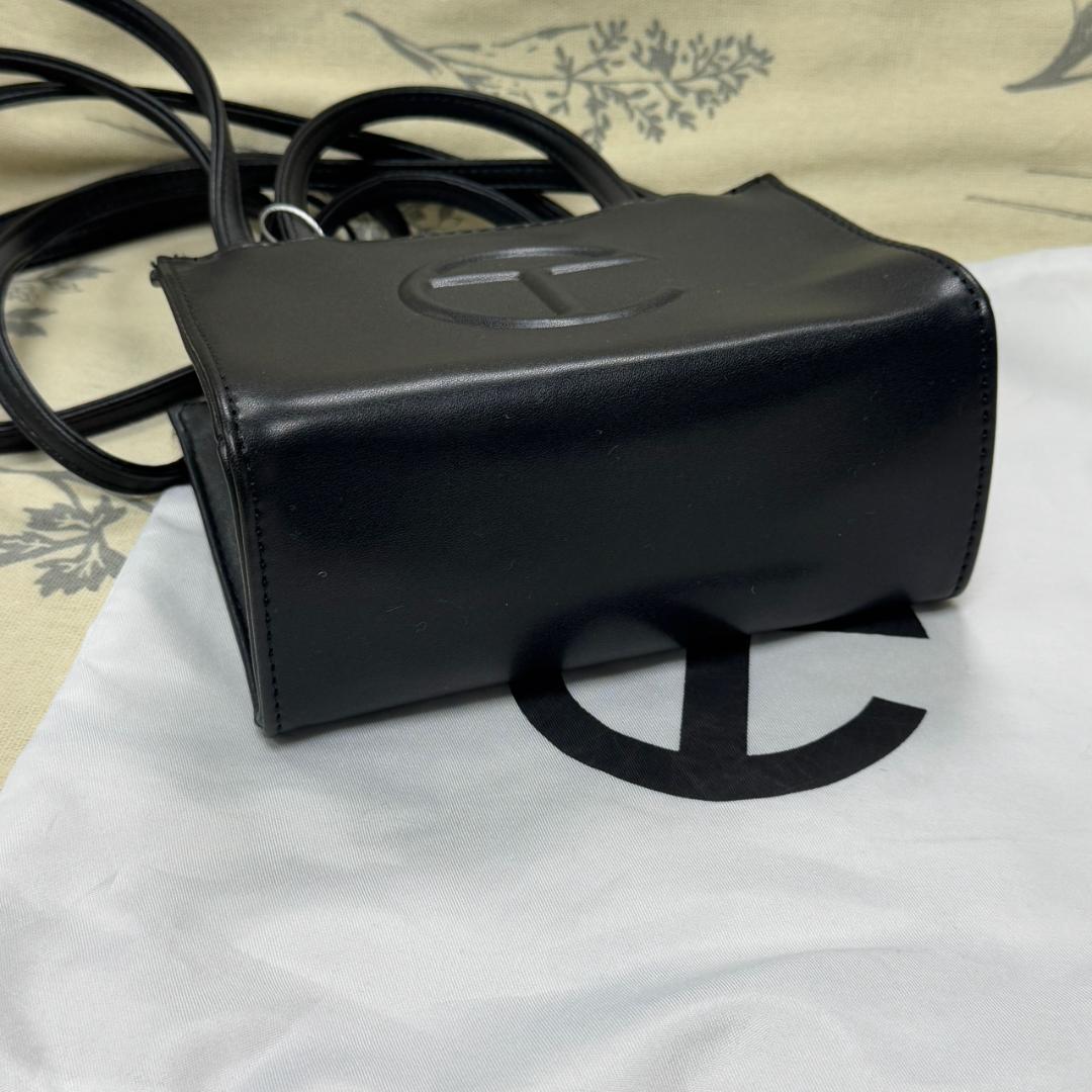TELFAR ブラック ショルダーバッグ ミニサイズ