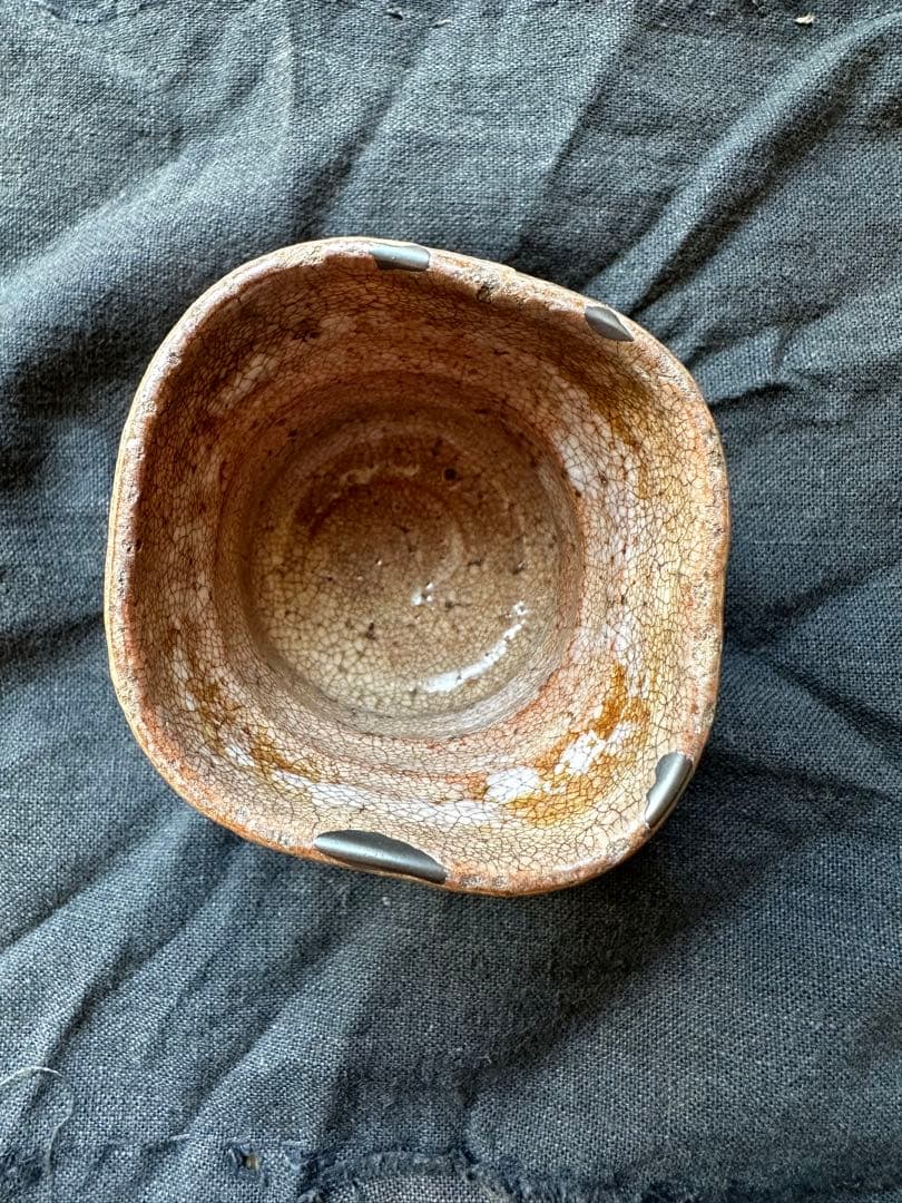 江戸時代前期古唐津　小山路　ぐいのみ