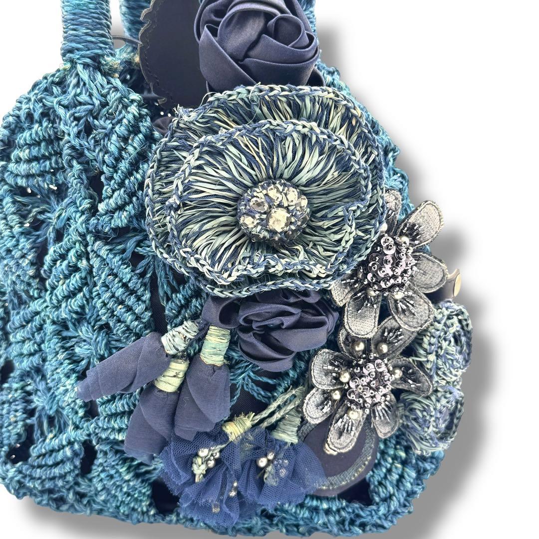 美品　アルファジル　かごバッグ　フラワーモチーフ　ブルー