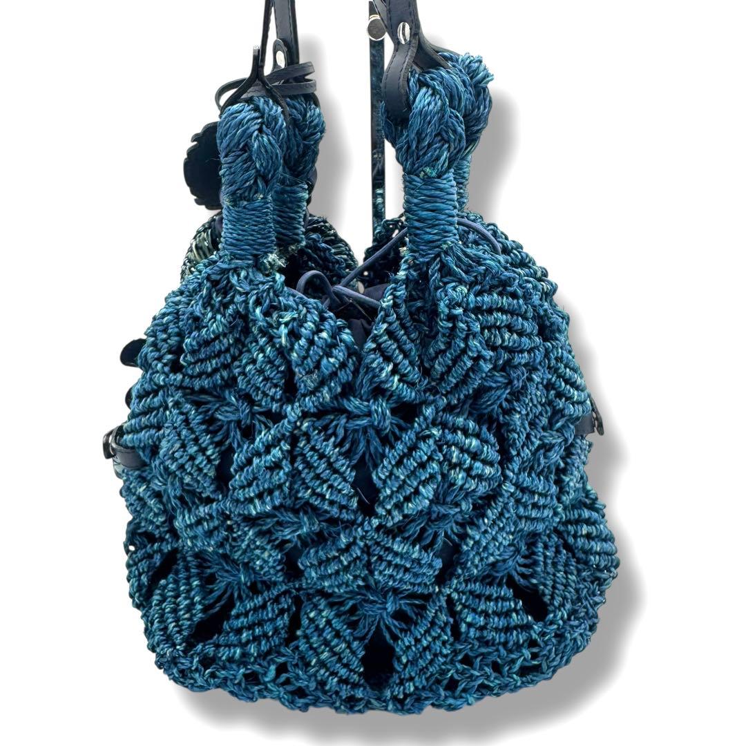 美品　アルファジル　かごバッグ　フラワーモチーフ　ブルー