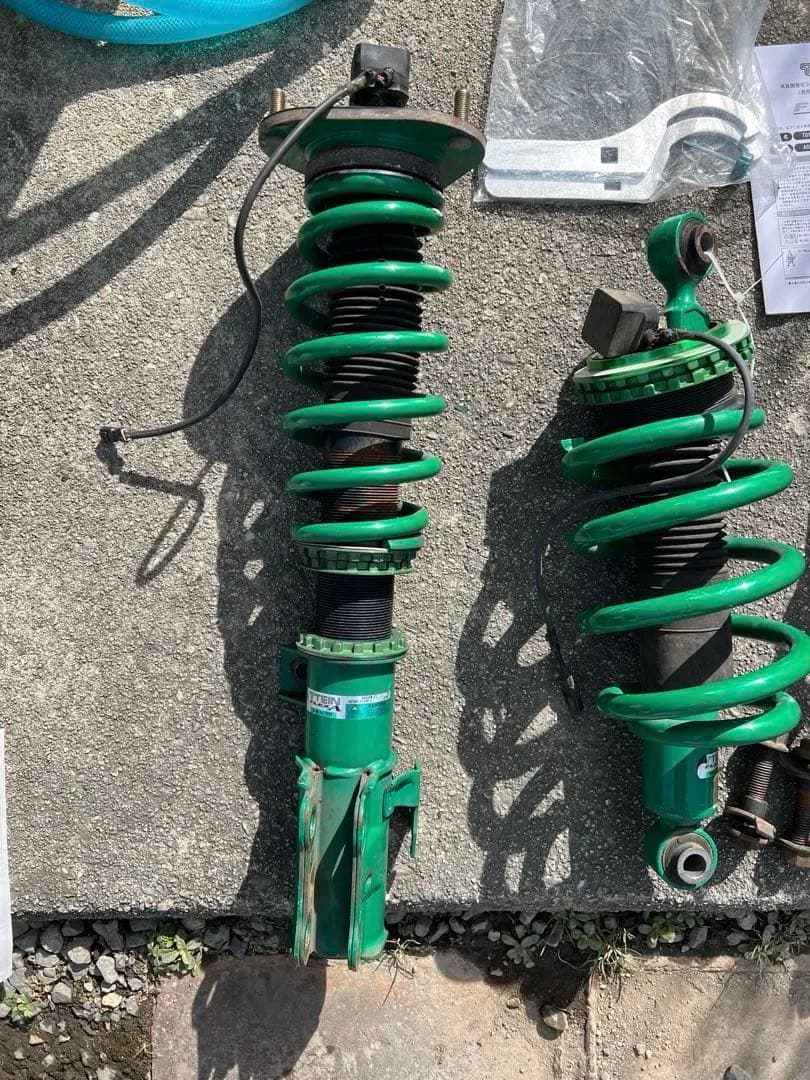 30アル、ヴェル用 TEIN車高調+減衰コントローラーセット