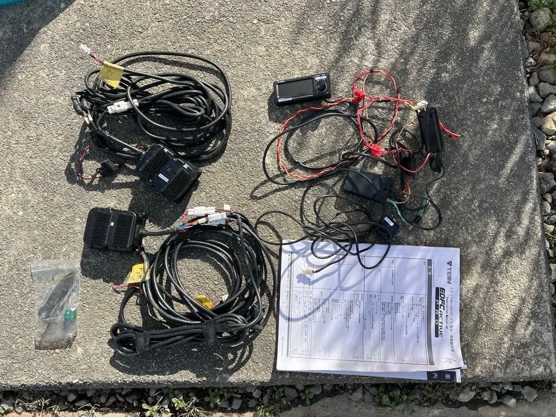 30アル、ヴェル用 TEIN車高調+減衰コントローラーセット