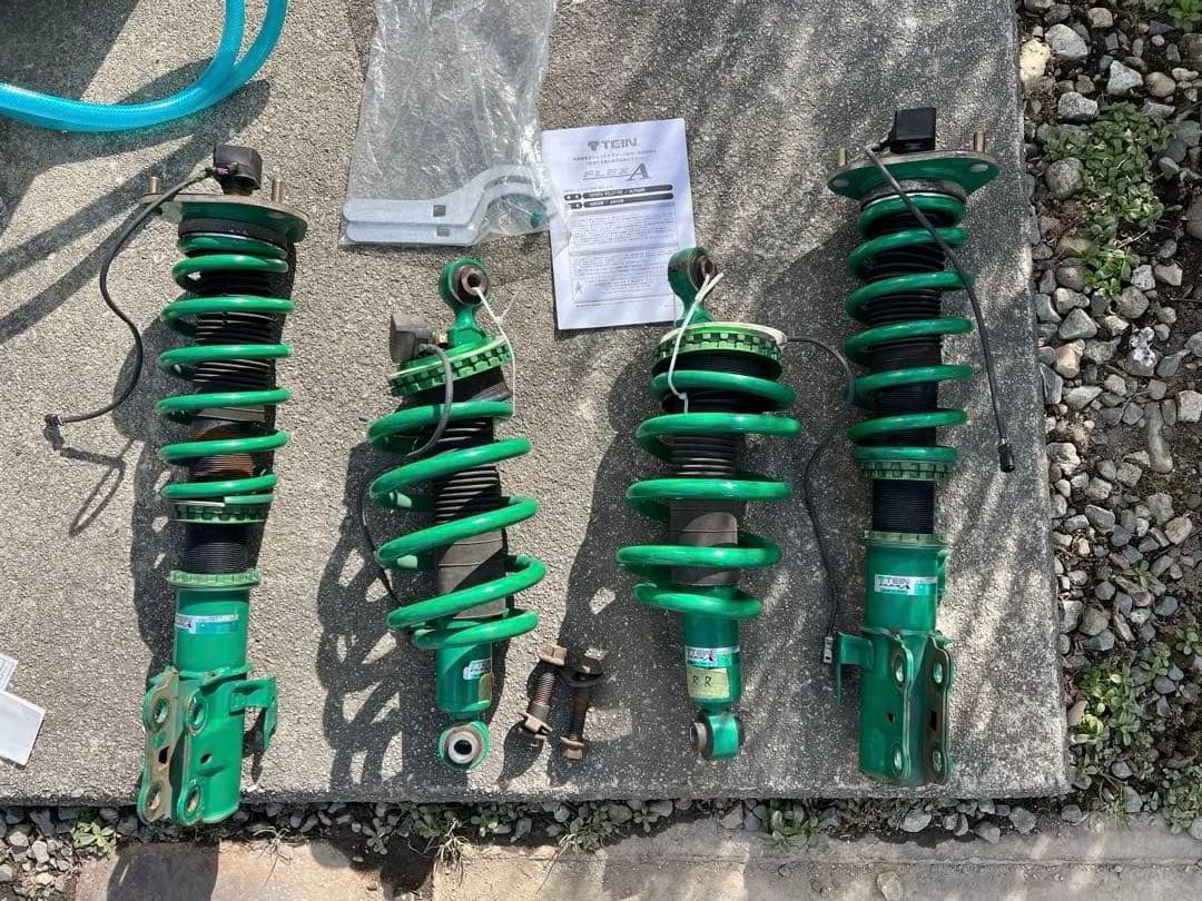 30アル、ヴェル用 TEIN車高調+減衰コントローラーセット