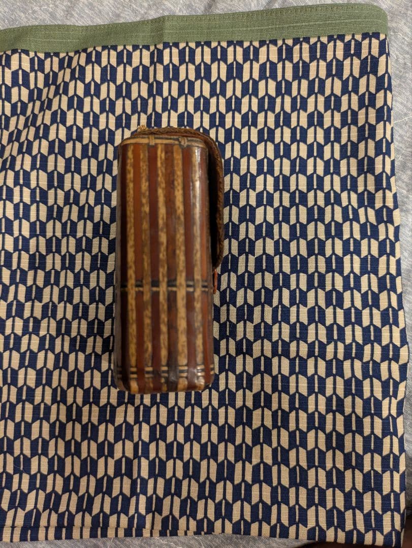 希少！江戸　明治期　煙草入れ　小物入れ　骨董　竹細工　根付