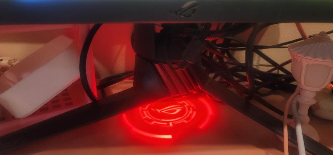 ASUS ROG STRIX XG27VQ FHD 27インチ 曲面1800R