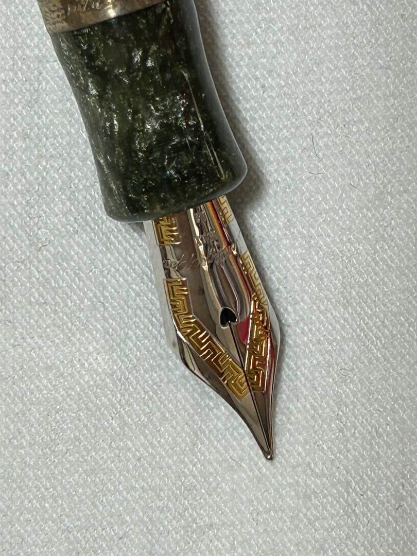 モンテグラッパ 万年筆 限定　ゾディアック　2013年　スネーク　世界限定888