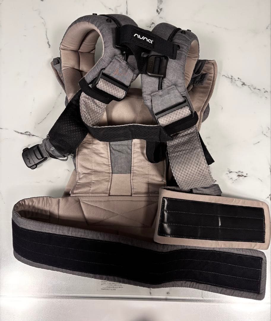 NUNA cudl 抱っこ紐 ベビーキャリア　カドル　SOFTENED シャドウ