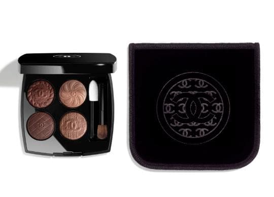 秋の新製品です。シャネル LES 4 OMBRES BOUTONS ／219