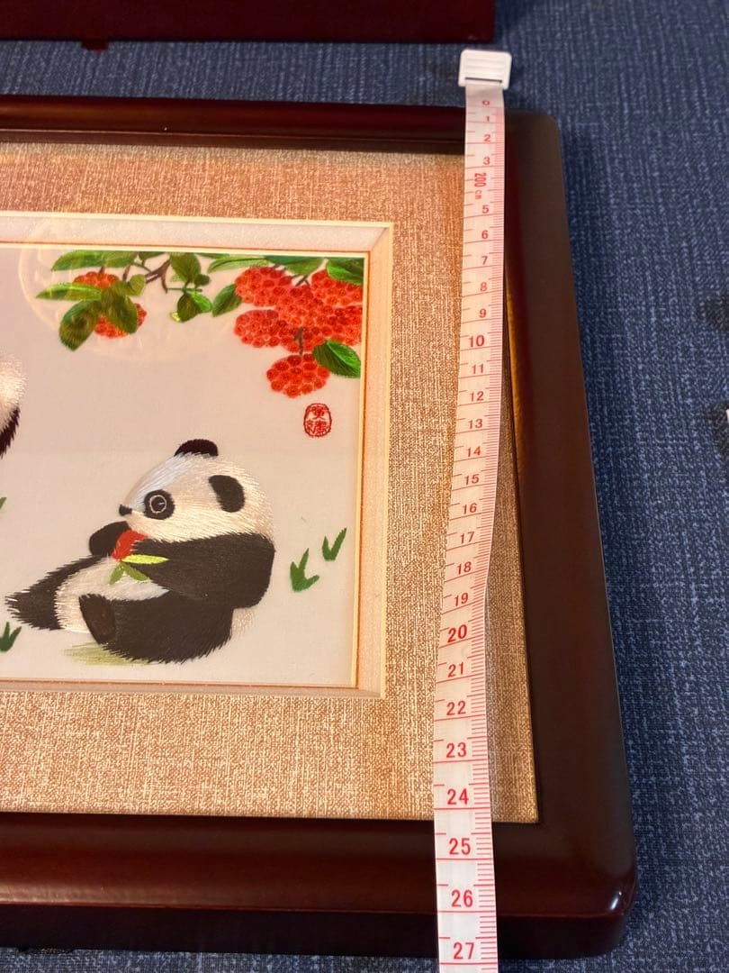 【極美品】中国四大刺繍 広東刺繍（広州工美）パンダ 額装 出品証書・箱付き
