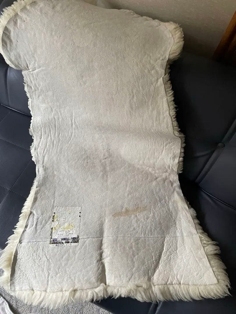 ムートンラグ 天然羊毛100% ラグ　オーストラリア産原皮1.5枚使用　日本加工