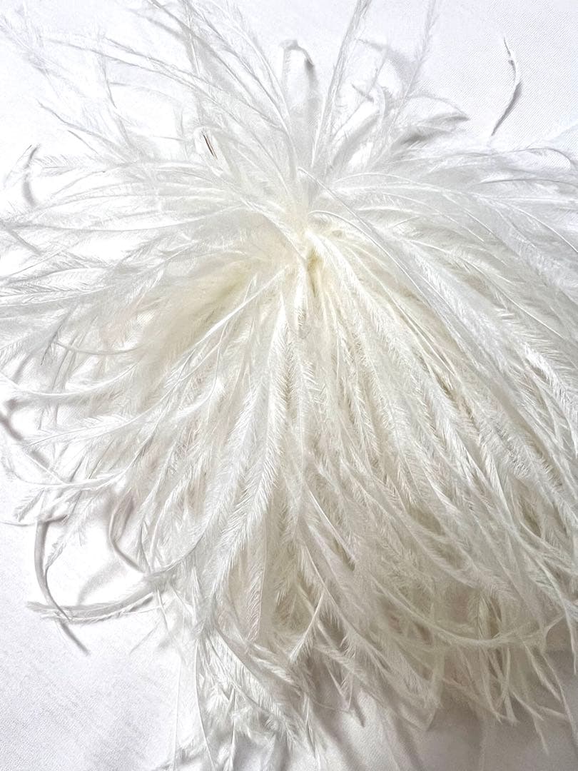 オーストリッチ　フェザーコサージュ　オフホワイト
