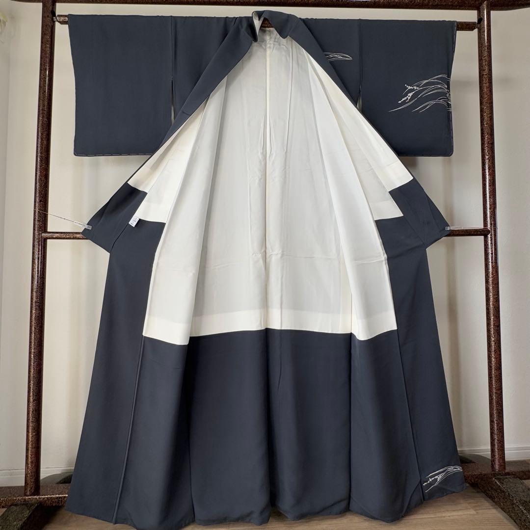 しつけ付き　正絹　袷　現代　広襟　訪問着　着物　165 二代目　山田栄一　紺　青