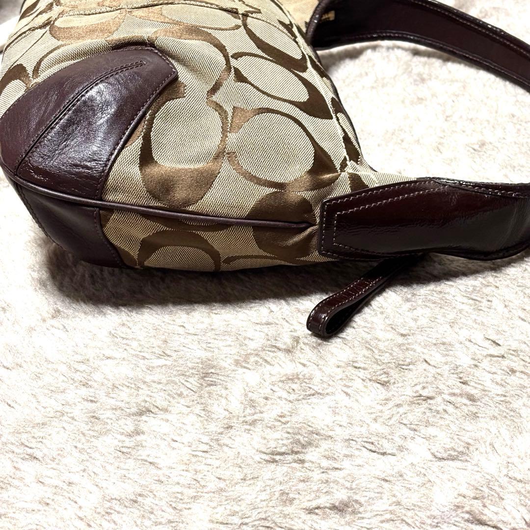 COACH コーチ　ワンショルダー　ショルダーバッグ　シグネチャー キャンバス