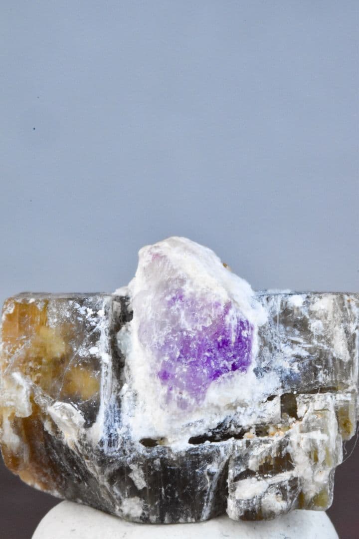 超希少石 ミャンマー産 ジョーハチドーライト原石