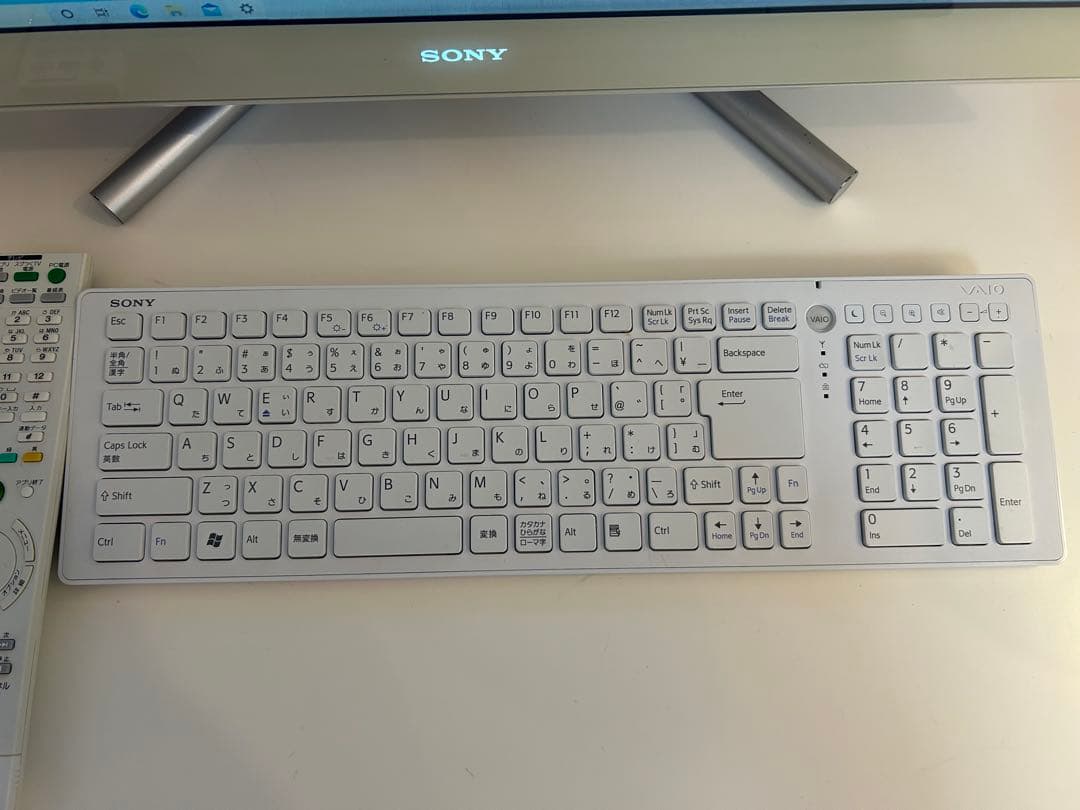 SONY VAIO 地デジ、ブルーレイ、HDMI入力、24インチ フルHD