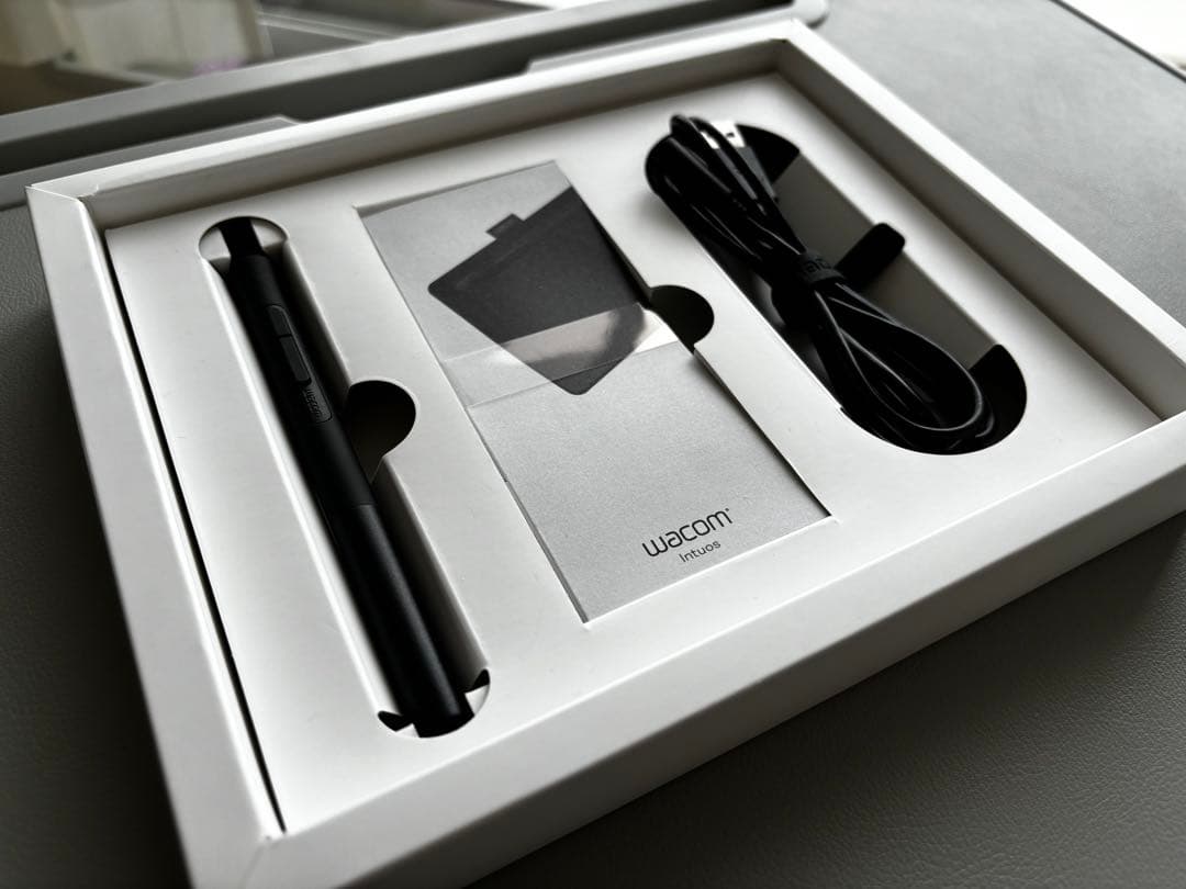 Wacom Intuos S ミントグリーン ワイヤレス 豪華付属品セット