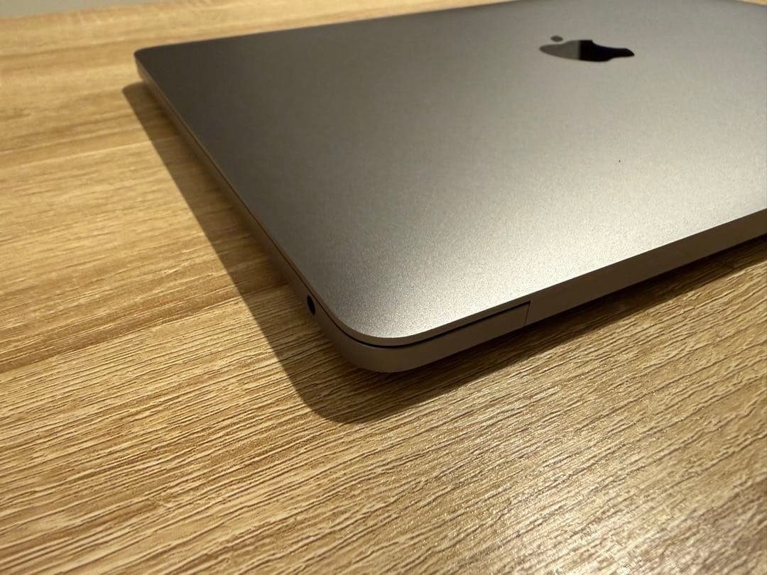 【美品】2020 Apple MacBook Pro