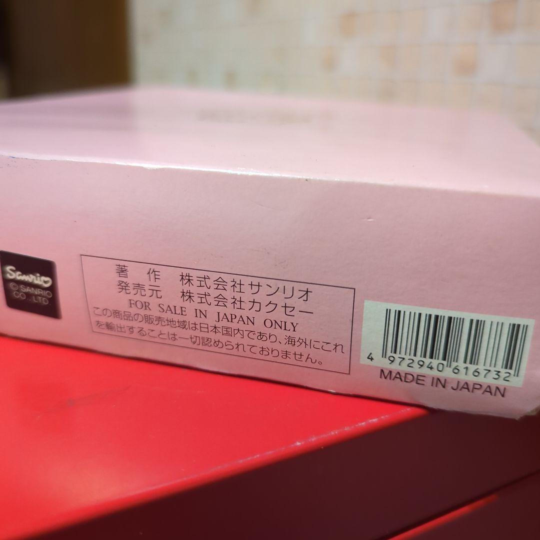 ハローキティのエンジェルキティシリーズのコーヒースプーンとスプーンレストのセット