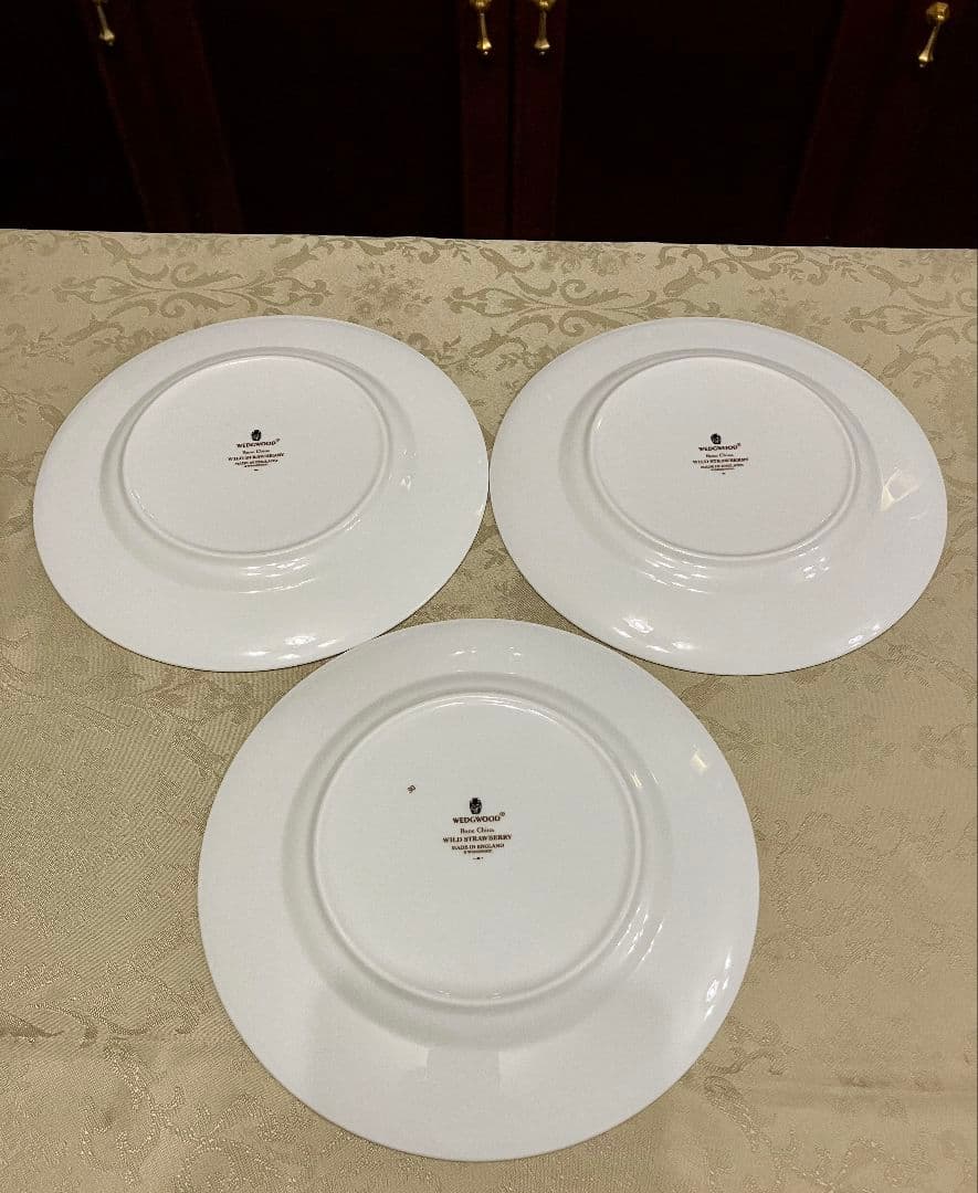 　ワイルドストロベリー　プレート 3枚セット　直径約20cm
