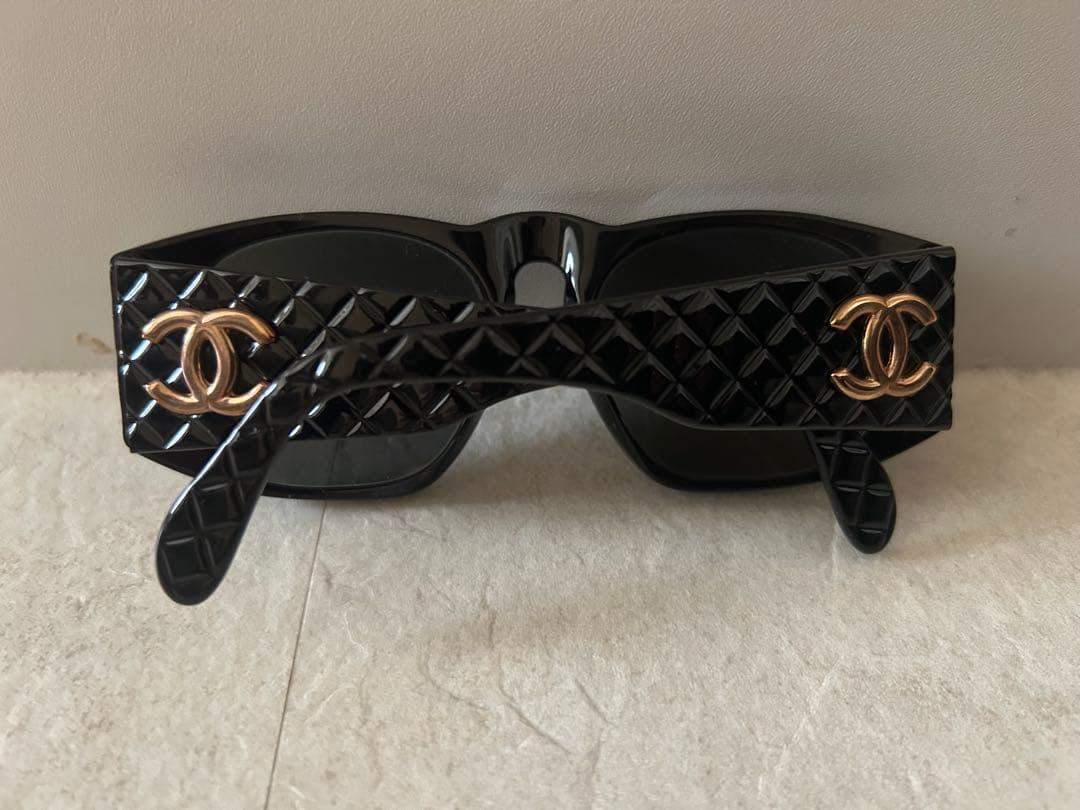 シャネル サングラス ココマーク マトラッセ ブラックゴールド　ccマーク正規品