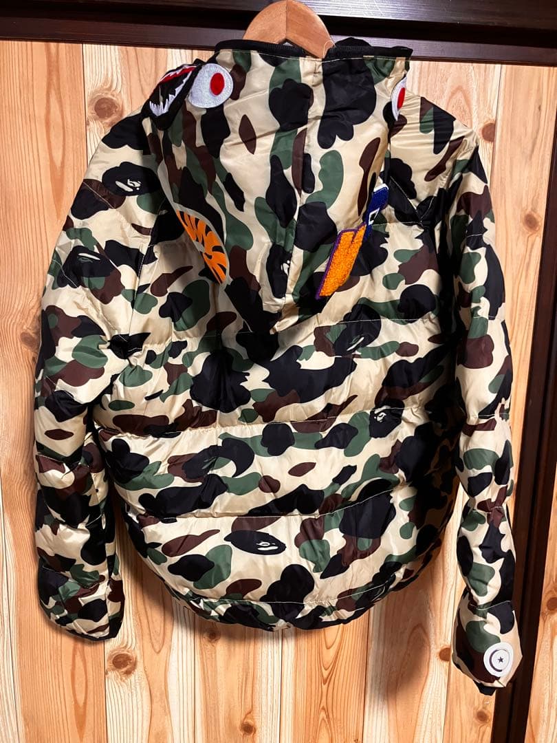 未使用★カモフラージュ フード付き ジャケット