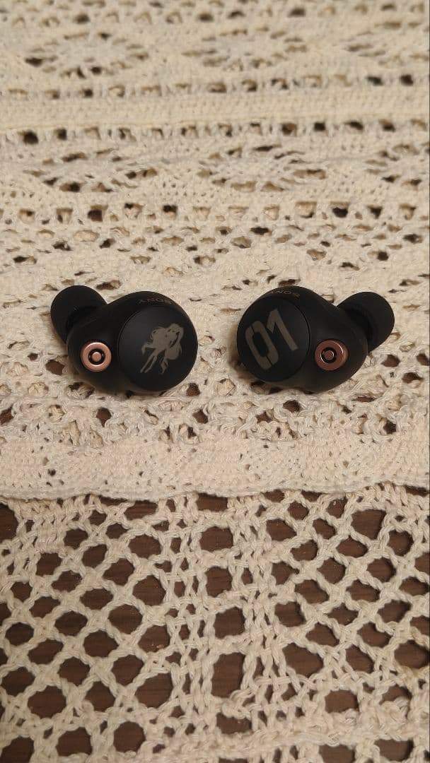 【希少/美品】SONY WF-1000XM4 初音ミク ブラック バッテリー新品