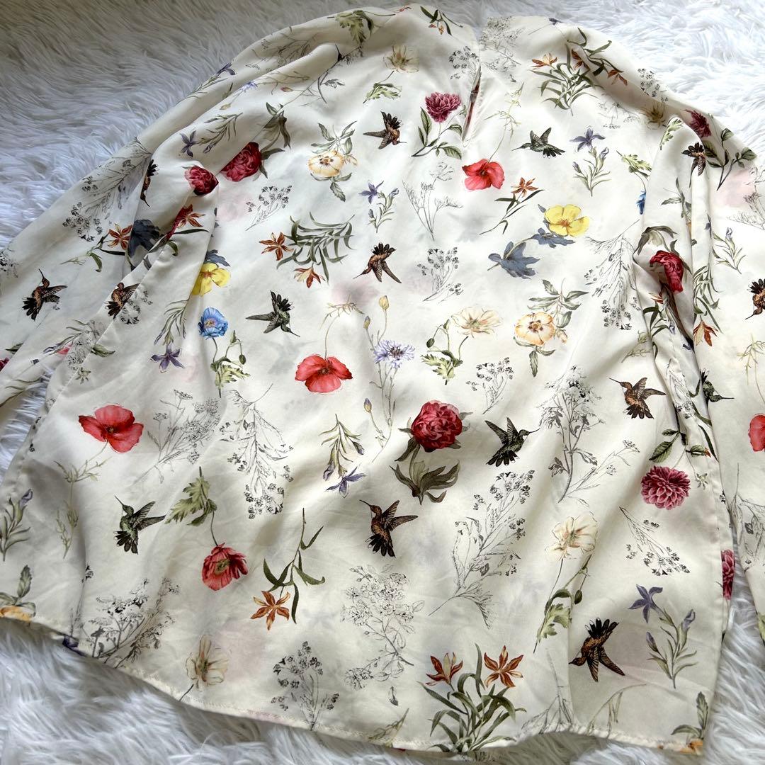 美品 トゥモローランド ボタニカルバードプリント ハイネック ギャザー ブラウス