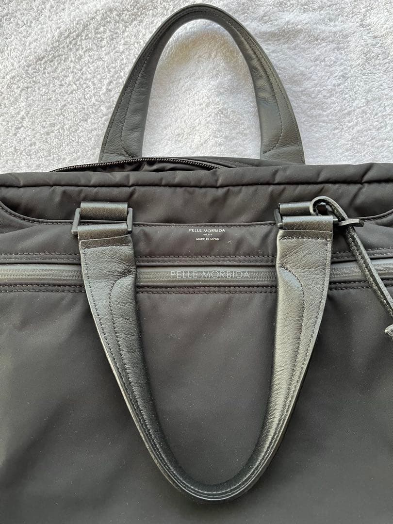 ペッレモルビダ ハイドロフォイル ブリーフバッグ PMO-HYD001 ブラック