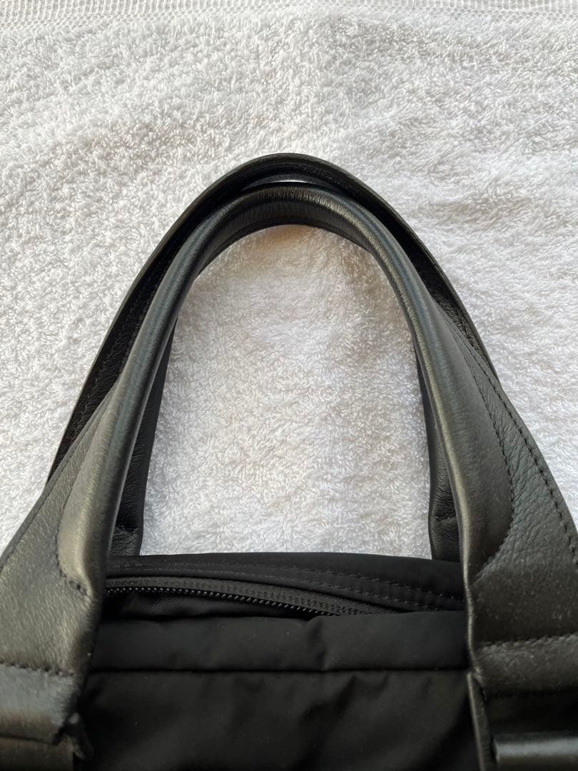 ペッレモルビダ ハイドロフォイル ブリーフバッグ PMO-HYD001 ブラック