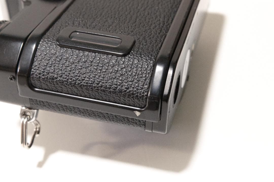 Nikon FM3A + 50mmF1.8 + 35mmF2 + 本革ケース