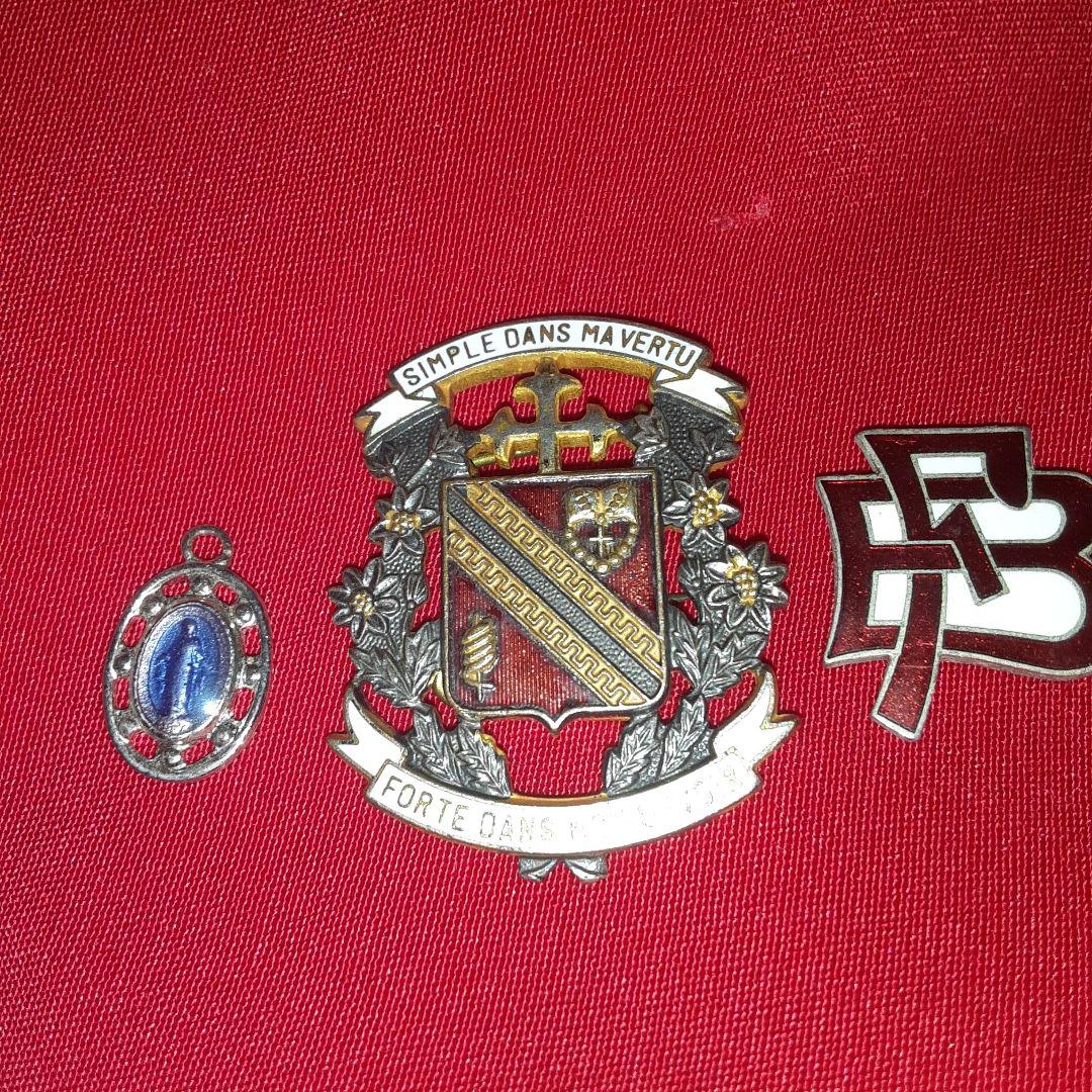 福岡雙葉校章、その他2つ