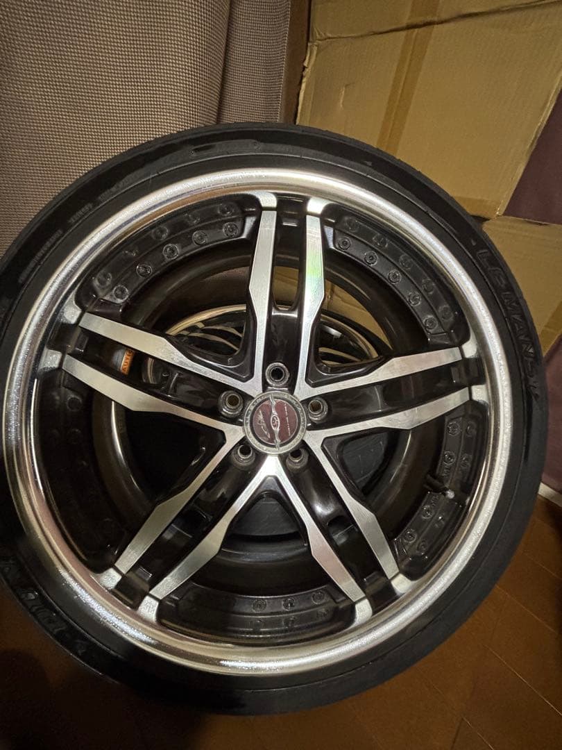 18インチタイヤホイルセット4本