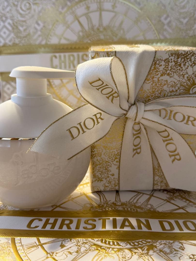 ダース新品未使用未DiorJ'adore ボディミルク ギフトボックス