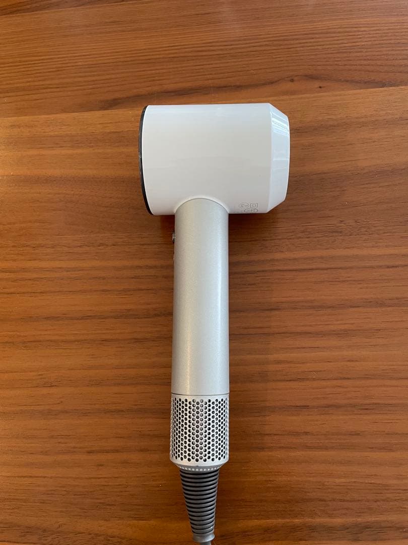 Dyson Supersonic HD01ヘアドライヤー