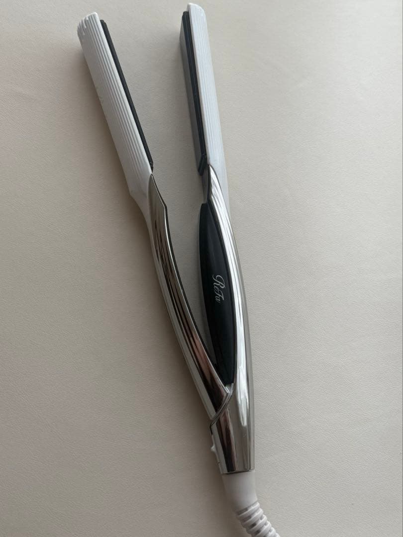 ReFaリファビューテックストレートヘアアイロン／ホワイト／正規品／2023年製