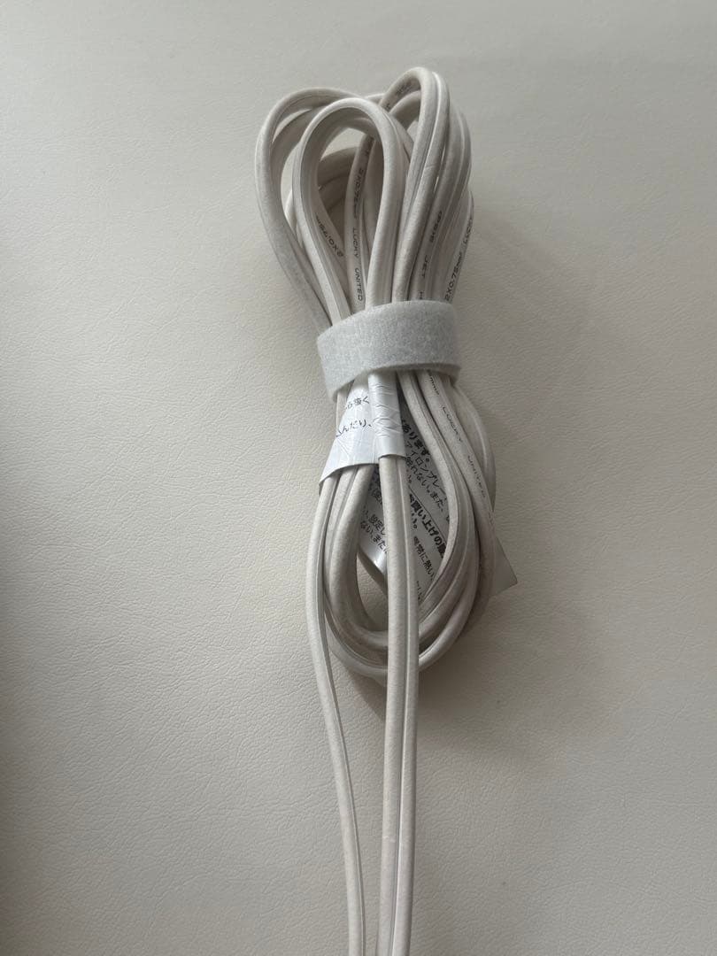 ReFaリファビューテックストレートヘアアイロン／ホワイト／正規品／2023年製